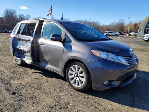 2013 Toyota Sienna, VIN 5TDDK3DC0DS061014. Фото 4 з 6 з аукціону Copart. Каталог авто зі США OpenDataCar.