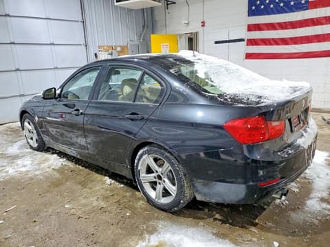 2013 Bmw 3 Series, VIN WBA3B3G57DNR79628. Фото 2 з 6 з аукціону Copart. Каталог авто зі США OpenDataCar.