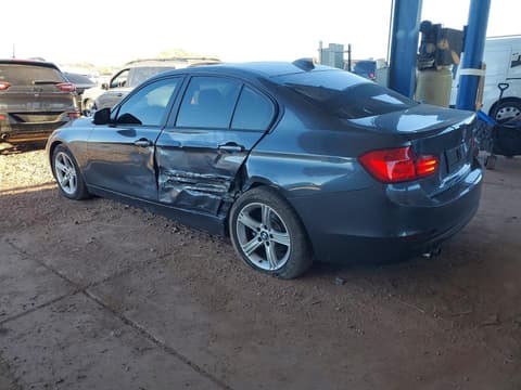 2015 Bmw 3 Series, VIN WBA3C1C51FK123527. Фото 2 з 6 з аукціону Copart. Каталог авто зі США OpenDataCar.