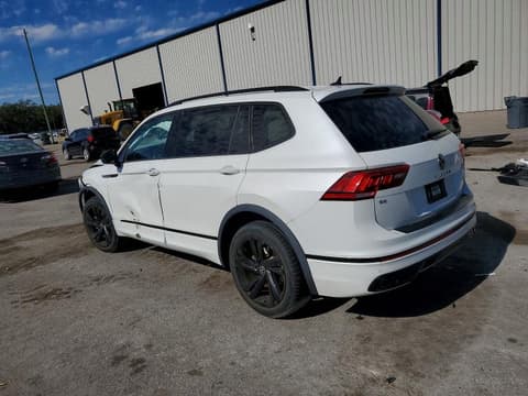 2023 Volkswagen Tiguan, VIN 3VVCB7AX4PM076969. Zdjęcie 2 z 6 z aukcji Copart. Katalog aut z USA OpenDataCar.