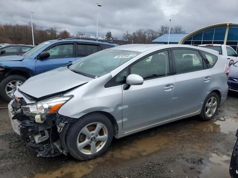 2017 Toyota Prius V, VIN JTDZN3EU3HJ069230. Фото 1 из 6 с аукциона Copart. Каталог авто из США OpenDataCar.