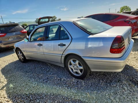 2000 Mercedes-benz C-Class, VIN WDBHA24G5YA854053. Фото 2 з 6 з аукціону Copart. Каталог авто зі США OpenDataCar.