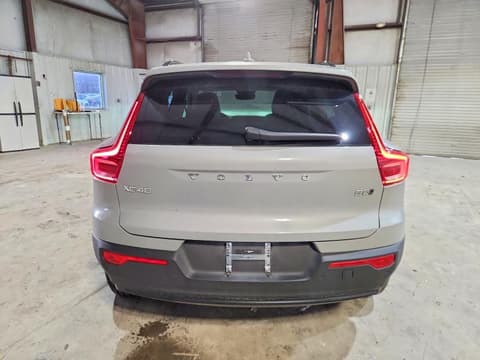 2025 Volvo XC40, VIN YV4L12UC7S2506634. Фото 6 из 6 с аукциона Copart. Каталог авто из США OpenDataCar.