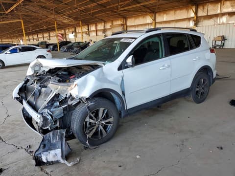 2018 Toyota RAV4, VIN 2T3WFREV5JW511038. Фото 1 з 6 з аукціону Copart. Каталог авто зі США OpenDataCar.