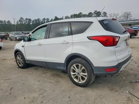 2019 Ford Escape, VIN 1FMCU0GD5KUB46105. Фото 2 з 6 з аукціону Copart. Каталог авто зі США OpenDataCar.