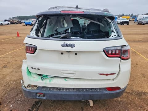 2019 Jeep Compass, VIN 3C4NJDDB3KT669164. Фото 6 з 6 з аукціону Copart. Каталог авто зі США OpenDataCar.