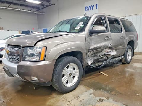 2013 Chevrolet Suburban, VIN 1GNSKJE75DR368424. Фото 1 з 6 з аукціону Copart. Каталог авто зі США OpenDataCar.