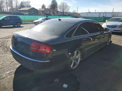 2010 Audi A8 Quattro, VIN WAURVAFA5AN009230. Zdjęcie 3 z 6 z aukcji Copart. Katalog aut z USA OpenDataCar.