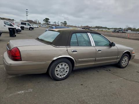 2004 Mercury Grand Marquis, VIN 2MEFM74WX4X684406. Фото 3 з 6 з аукціону Copart. Каталог авто зі США OpenDataCar.
