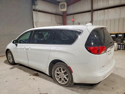 2019 Chrysler Pacifica, VIN 2C4RC1CG9KR668689. Фото 2 з 6 з аукціону Copart. Каталог авто зі США OpenDataCar.