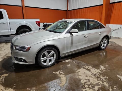 2013 Audi A4, VIN WAUFFCFL5DN030130. Фото 1 з 6 з аукціону Copart. Каталог авто зі США OpenDataCar.