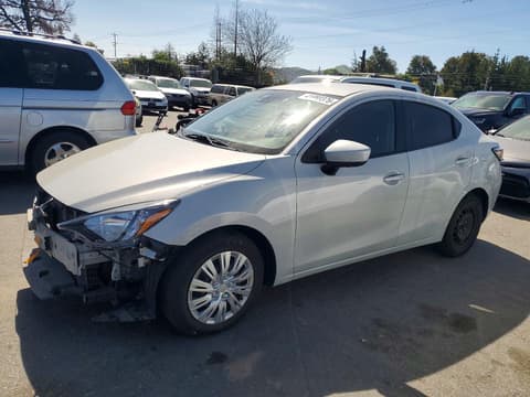 2019 Toyota Yaris, VIN 3MYDLBYV7KY508514. Фото 1 з 6 з аукціону Copart. Каталог авто зі США OpenDataCar.