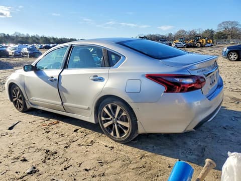 2017 Nissan Altima, VIN 1N4AL3AP5HC146855. Фото 2 з 6 з аукціону Copart. Каталог авто зі США OpenDataCar.