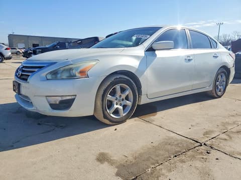 2014 Nissan Altima, VIN 1N4AL3AP2EN221284. Фото 1 з 6 з аукціону Copart. Каталог авто зі США OpenDataCar.