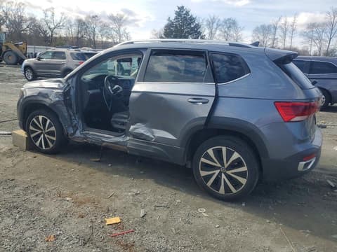 2022 Volkswagen Taos, VIN 3VVRX7B25NM030269. Фото 2 из 6 с аукциона Copart. Каталог авто из США OpenDataCar.