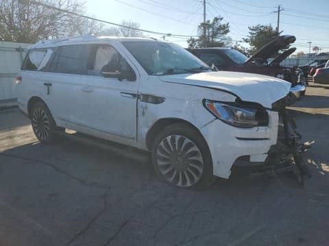 2023 Lincoln Navigator, VIN 5LMJJ2TG6PEL00217. Фото 4 з 6 з аукціону Copart. Каталог авто зі США OpenDataCar.