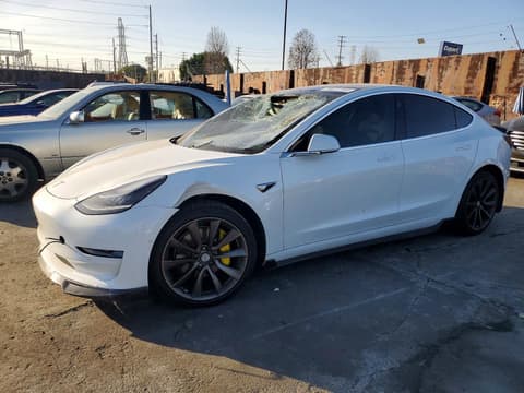 2018 Tesla Model 3, VIN 5YJ3E1EB5JF111600. Фото 1 з 6 з аукціону Copart. Каталог авто зі США OpenDataCar.