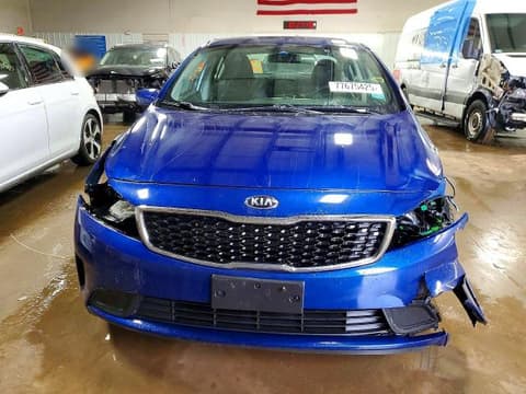 2018 Kia Forte, VIN 3KPFK4A7XJE177607. Zdjęcie 5 z 6 z aukcji Copart. Katalog aut z USA OpenDataCar.