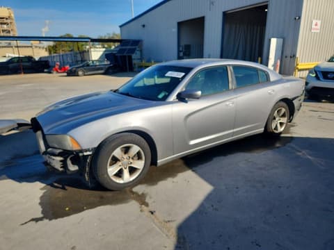2013 Dodge Charger, VIN 2C3CDXBGXDH571490. Фото 1 з 6 з аукціону Copart. Каталог авто зі США OpenDataCar.