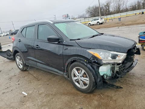 2019 Nissan Kicks, VIN 3N1CP5CU7KL515798. Фото 4 з 6 з аукціону Copart. Каталог авто зі США OpenDataCar.