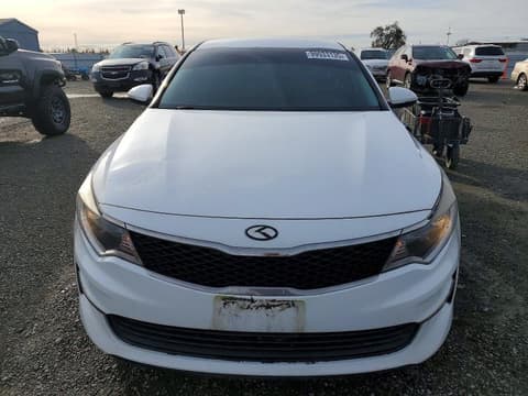 2016 Kia Optima, VIN 5XXGT4L32GG024635. Фото 5 з 6 з аукціону Copart. Каталог авто зі США OpenDataCar.