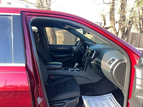 2018 Jeep Grand Cherokee, VIN 1C4RJEAG5JC182162. Фото 5 з 6 з аукціону Copart. Каталог авто зі США OpenDataCar.