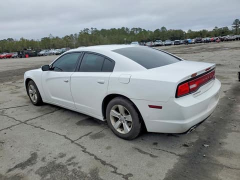 2011 Dodge Charger, VIN 2B3CL3CG6BH612704. Фото 2 з 6 з аукціону Copart. Каталог авто зі США OpenDataCar.
