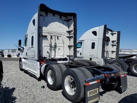 2021 Freightliner Cascadia 126, VIN 3AKJHHDRXMSMF4922. Фото 3 з 6 з аукціону Copart. Каталог авто зі США OpenDataCar.