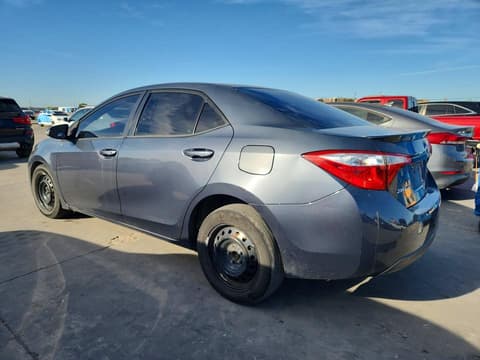 2016 Toyota Corolla, VIN 5YFBURHE8GP502563. Фото 2 з 6 з аукціону Copart. Каталог авто зі США OpenDataCar.