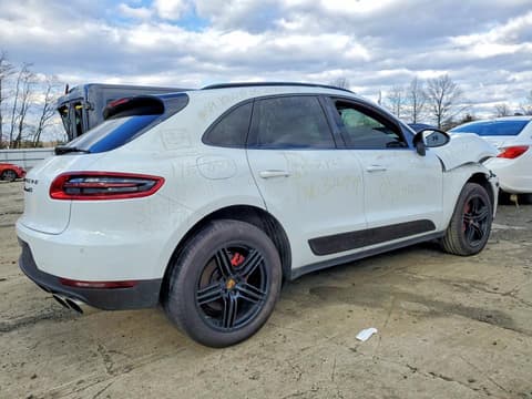 2018 Porsche Macan, VIN WP1AB2A58JLB38047. Фото 3 з 6 з аукціону Copart. Каталог авто зі США OpenDataCar.