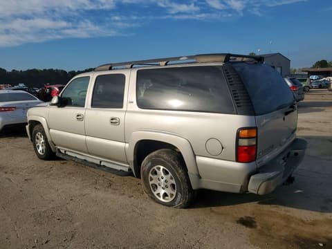 2005 Chevrolet Suburban, VIN 3GNEC16Z95G152555. Zdjęcie 2 z 6 z aukcji Copart. Katalog aut z USA OpenDataCar.