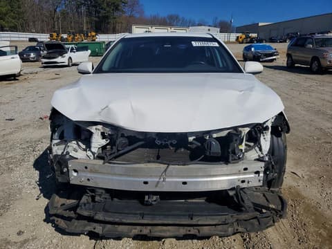 2019 Toyota Camry, VIN 4T1B11HKXKU816433. Фото 5 з 6 з аукціону Copart. Каталог авто зі США OpenDataCar.