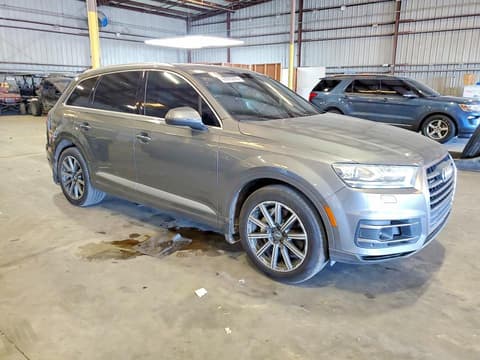 2017 Audi Q7, VIN WA1LAAF73HD019452. Фото 4 з 6 з аукціону Copart. Каталог авто зі США OpenDataCar.