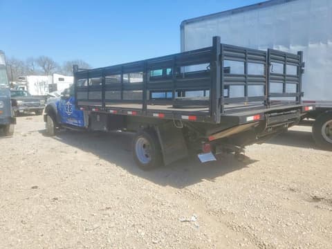 2022 Ford F-550 Super Duty, VIN 1FDUF5GN8NDA27201. Фото 2 из 6 с аукциона Copart. Каталог авто из США OpenDataCar.