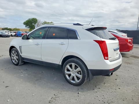 2016 Cadillac SRX, VIN 3GYFNCE39GS555929. Фото 2 из 6 с аукциона Copart. Каталог авто из США OpenDataCar.