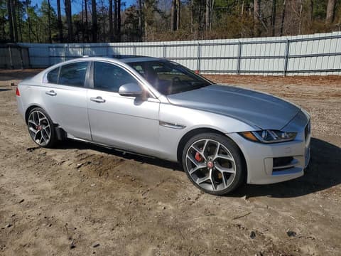 2017 Jaguar XE, VIN SAJAL4BVXHA971073. Фото 4 з 6 з аукціону Copart. Каталог авто зі США OpenDataCar.