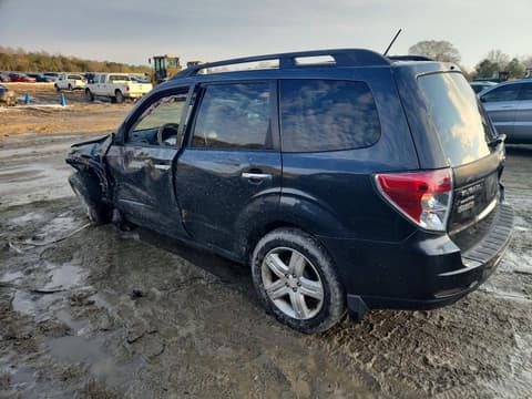 2010 Subaru Forester, VIN JF2SH6CC8AH765469. Фото 2 з 6 з аукціону Copart. Каталог авто зі США OpenDataCar.