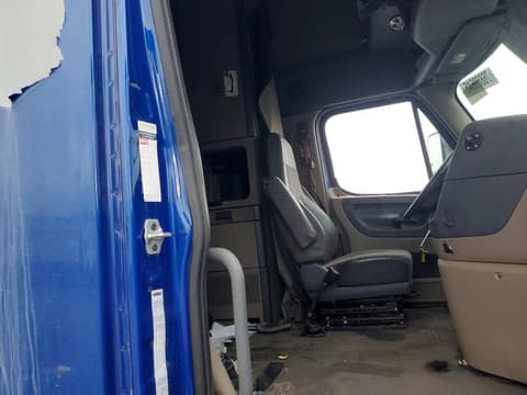 2018 Freightliner Cascadia 125, VIN 3AKJGLDR7JSHU4785. Zdjęcie 6 z 6 z aukcji Copart. Katalog aut z USA OpenDataCar.