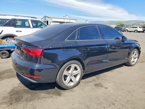 2017 Audi A3, VIN WAUAUGFF6H1044889. Фото 3 з 6 з аукціону Copart. Каталог авто зі США OpenDataCar.