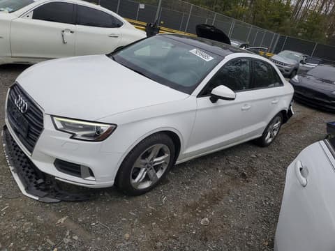 2018 Audi A3, VIN WAUAUGFF0J1004863. Zdjęcie 1 z 6 z aukcji Copart. Katalog aut z USA OpenDataCar.