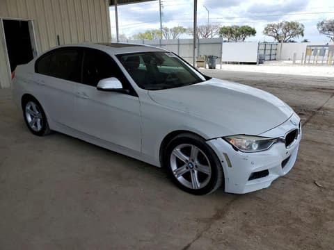 2014 Bmw 3 Series, VIN WBA3D5C51EKX97423. Zdjęcie 4 z 6 z aukcji Copart. Katalog aut z USA OpenDataCar.