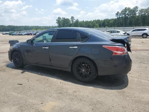 2014 Nissan Altima, VIN 1N4AL3AP4EN330880. Zdjęcie 2 z 6 z aukcji Copart. Katalog aut z USA OpenDataCar.