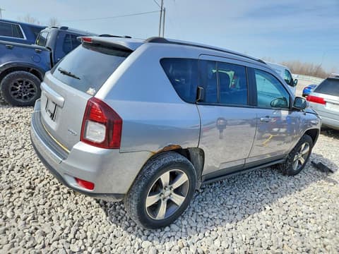 2017 Jeep Compass, VIN 1C4NJDEB9HD129590. Фото 3 из 6 с аукциона Copart. Каталог авто из США OpenDataCar.