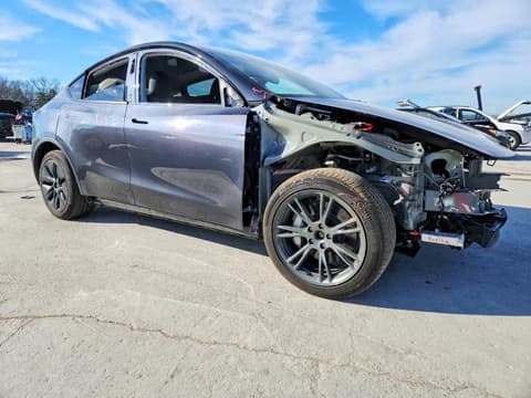 2024 Tesla Model Y, VIN 7SAYGDEE3RA334077. Фото 4 з 6 з аукціону Copart. Каталог авто зі США OpenDataCar.
