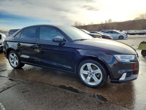 2018 Audi A3, VIN WAUB8GFF1J1005478. Фото 4 з 6 з аукціону Copart. Каталог авто зі США OpenDataCar.