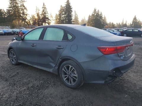 2022 Kia Forte, VIN 3KPF24AD8NE482034. Фото 2 из 6 с аукциона Copart. Каталог авто из США OpenDataCar.