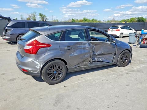 2012 Ford Focus, VIN 1FAHP3M27CL113285. Фото 3 з 6 з аукціону Copart. Каталог авто зі США OpenDataCar.