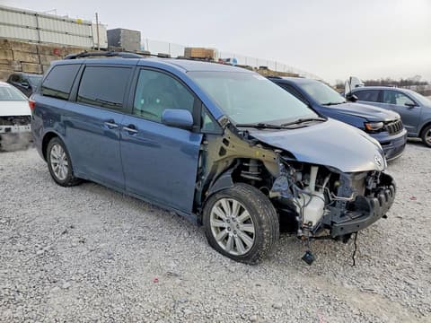 2017 Toyota Sienna, VIN 5TDDZ3DC4HS185238. Фото 4 з 6 з аукціону Copart. Каталог авто зі США OpenDataCar.