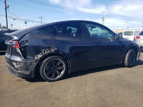 2024 Tesla Model Y, VIN 7SAYGDED1RF205538. Фото 3 з 6 з аукціону Copart. Каталог авто зі США OpenDataCar.