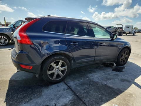 2013 Volvo XC60, VIN YV4952DL1D2418342. Фото 3 з 6 з аукціону Copart. Каталог авто зі США OpenDataCar.